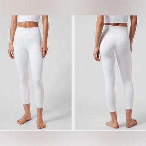Athleta Elation Capri Bright White NWT M